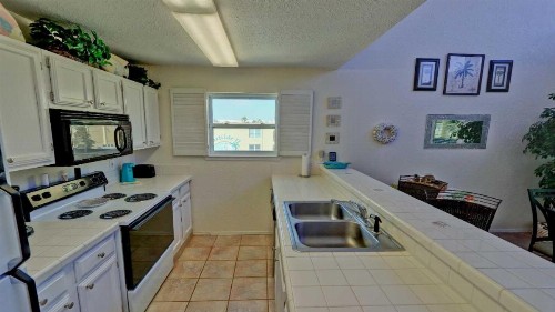 MORNINGBREEZE 1302 condo - image 7