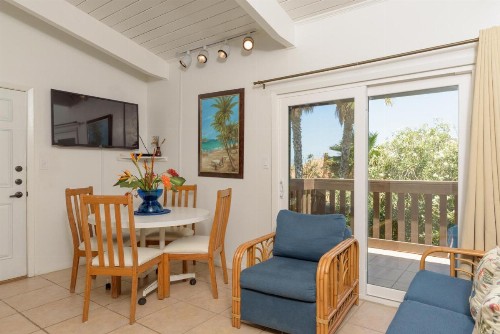Tiki 208 - image 2