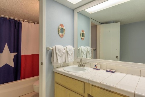 Tiki 145 - image 18