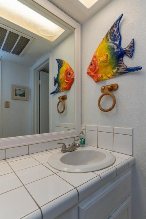 Tiki 224 - image 16