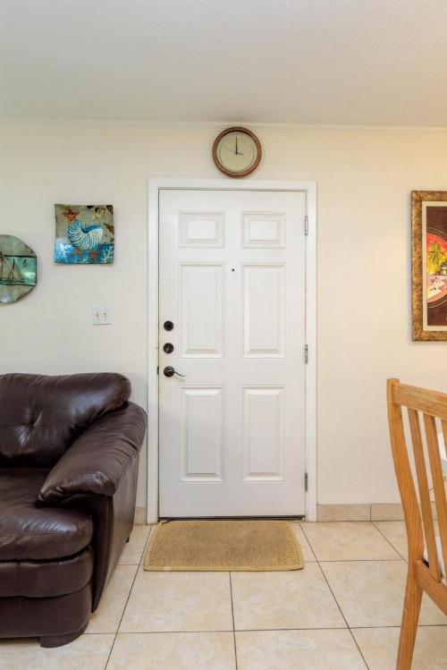 Tiki 120 - image 12