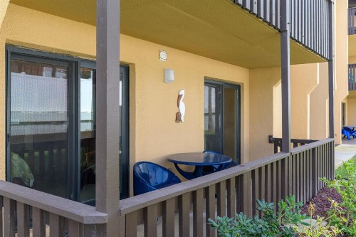 Tiki 122 - image 3