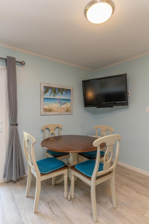 Tiki 154 - image 18