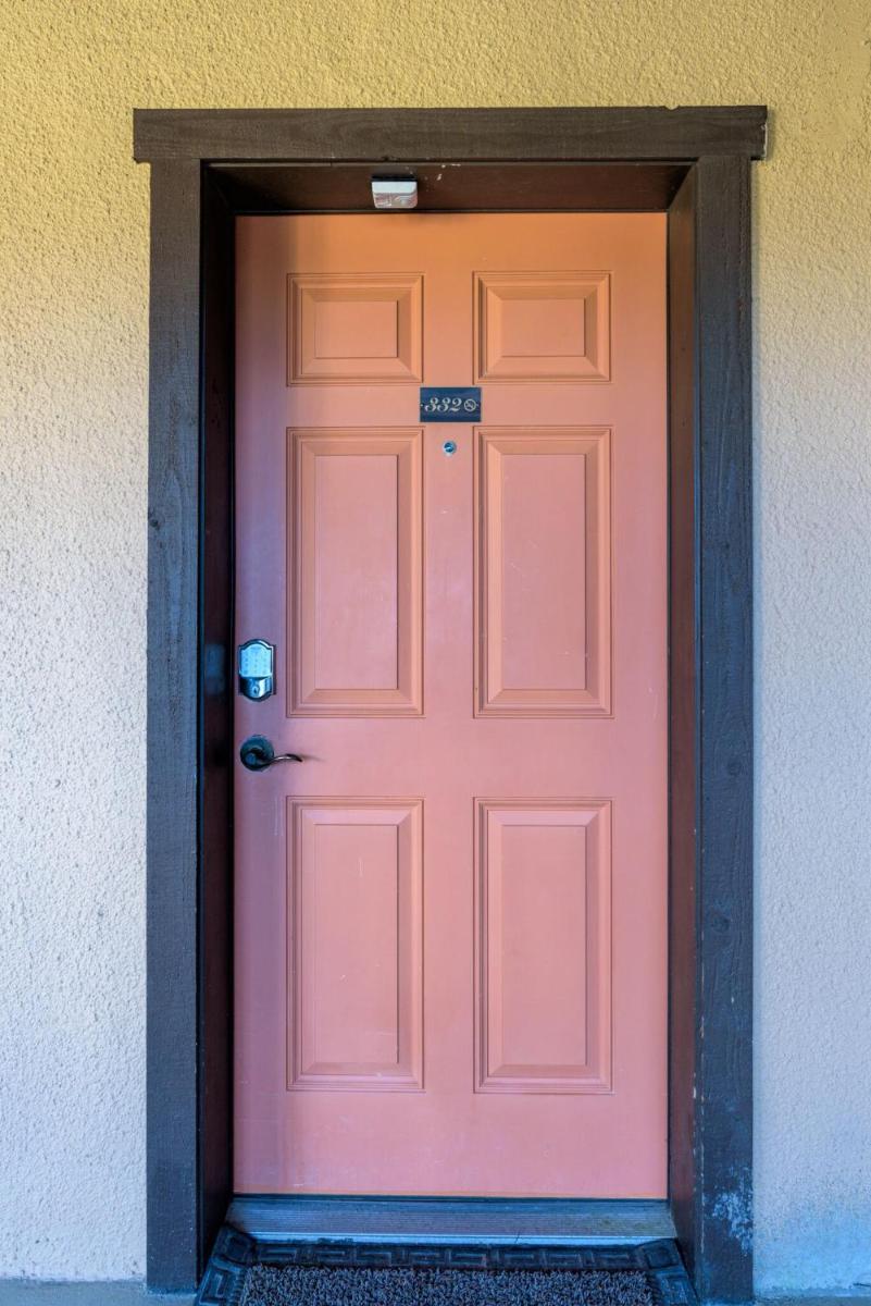 Tiki 332 - image 4