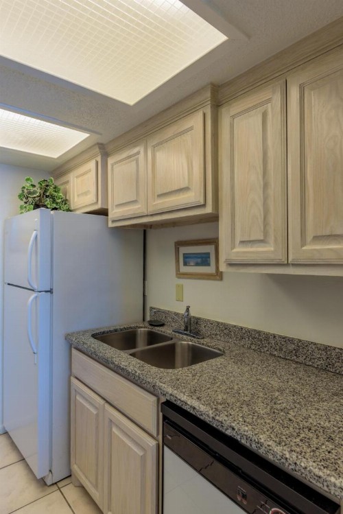 Tiki 218 - image 15