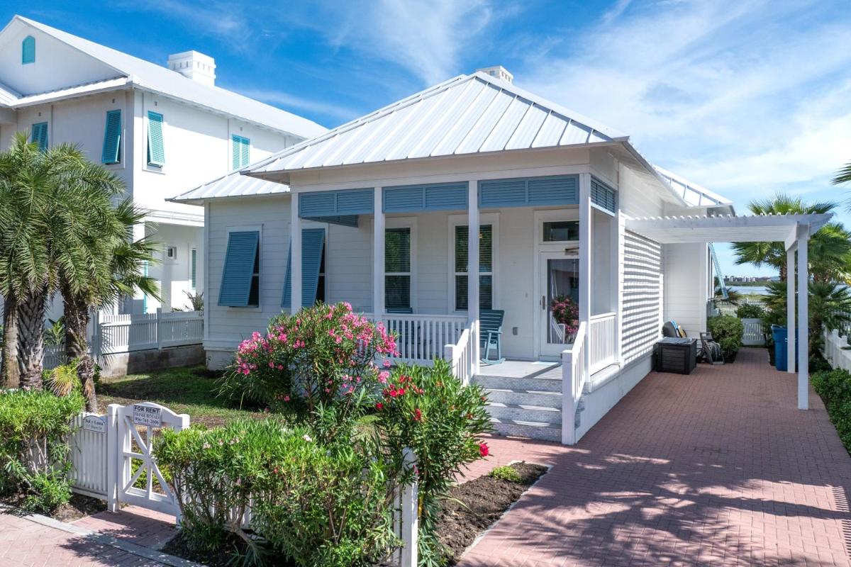 Anchors Aweigh cottage - main image