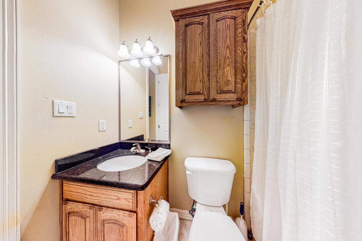 Escape Condominiums #7 - image 6