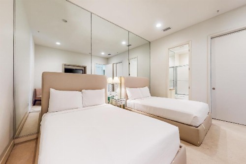 Las Olas Condominiums #103 - image 13