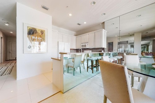 Las Olas Condominiums #103 - image 6
