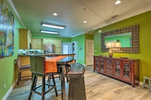 Pacifica Condo with Balcony Walk To Beach! - image 8