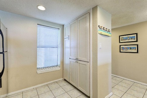 South Padre Island Condo with Access to Beach! - image 10