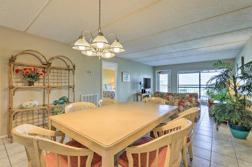 South Padre Island Condo with Access to Beach! - image 13