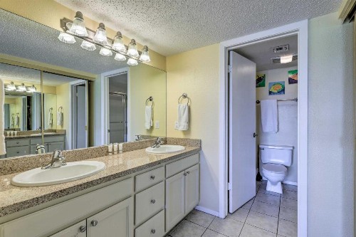 South Padre Island Condo with Access to Beach! - image 15