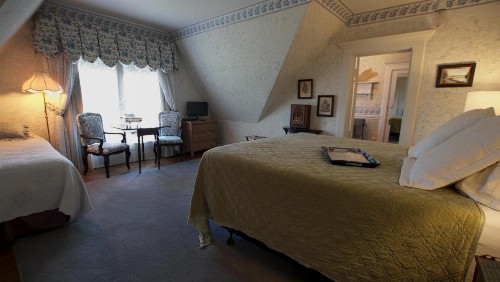 The Bissell House Bed & Breakfast - image 2