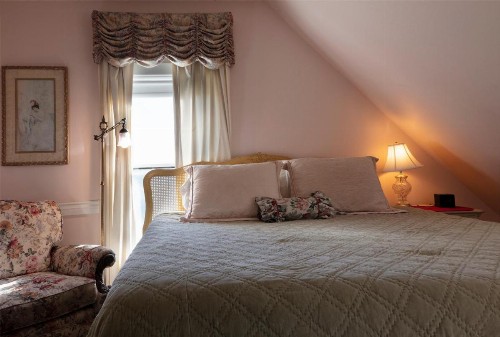 The Bissell House Bed & Breakfast - image 7