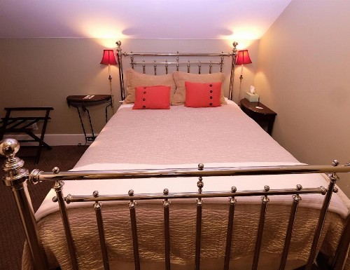 Arroyo Vista Inn - image 29