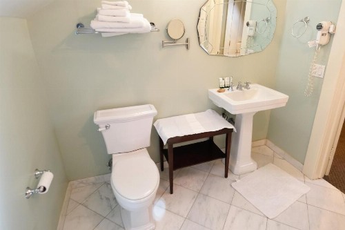 Arroyo Vista Inn - image 8
