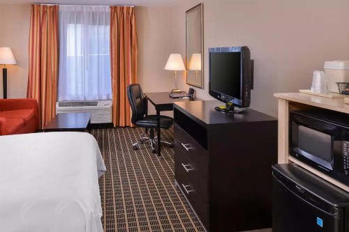 Hotel Nova SFO By FairBridge - image 15