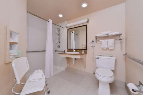 Hotel Nova SFO By FairBridge - image 20