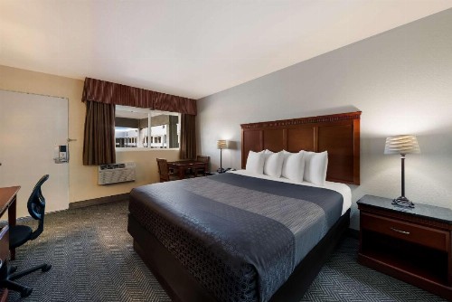 Hotel V - South San Francisco/SFO - image 5