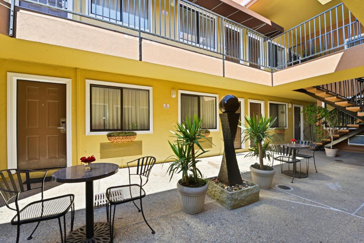 Inn by the sfo - image 7
