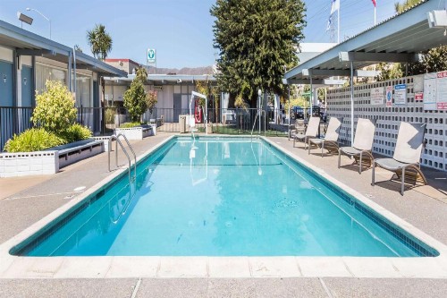 Travelodge by Wyndham San Francisco Airport North - image 5