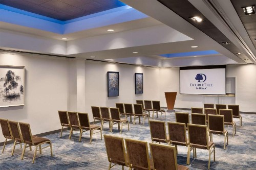 DoubleTree by Hilton San Francisco South Airport Blvd - image 37