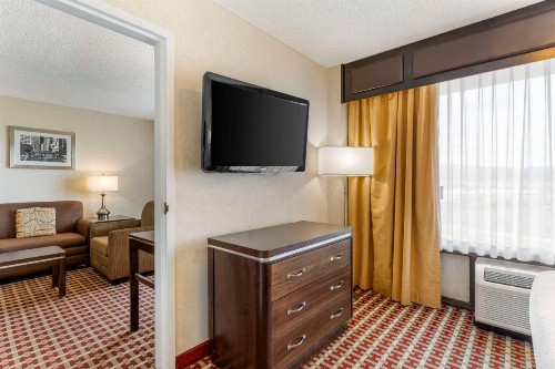 Best Western Plus Grosvenor Airport Hotel - image 17