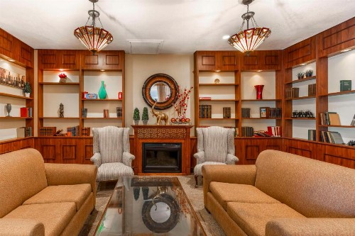 Best Western Plus Grosvenor Airport Hotel - image 2