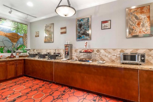 Best Western Plus Grosvenor Airport Hotel - image 33