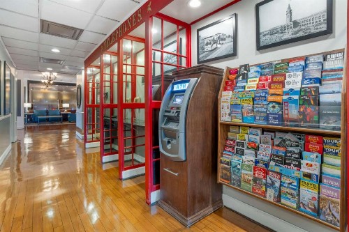 Best Western Plus Grosvenor Airport Hotel - image 40