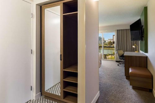 Sonesta Select San Francisco Airport - image 8