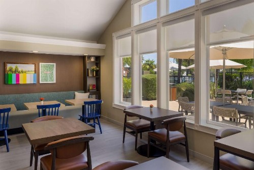 Sonesta ES Suites San Francisco Airport Oyster Point Waterfront - image 7