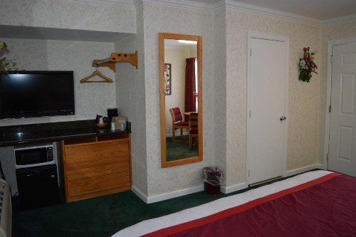 Travelers Inn - image 21