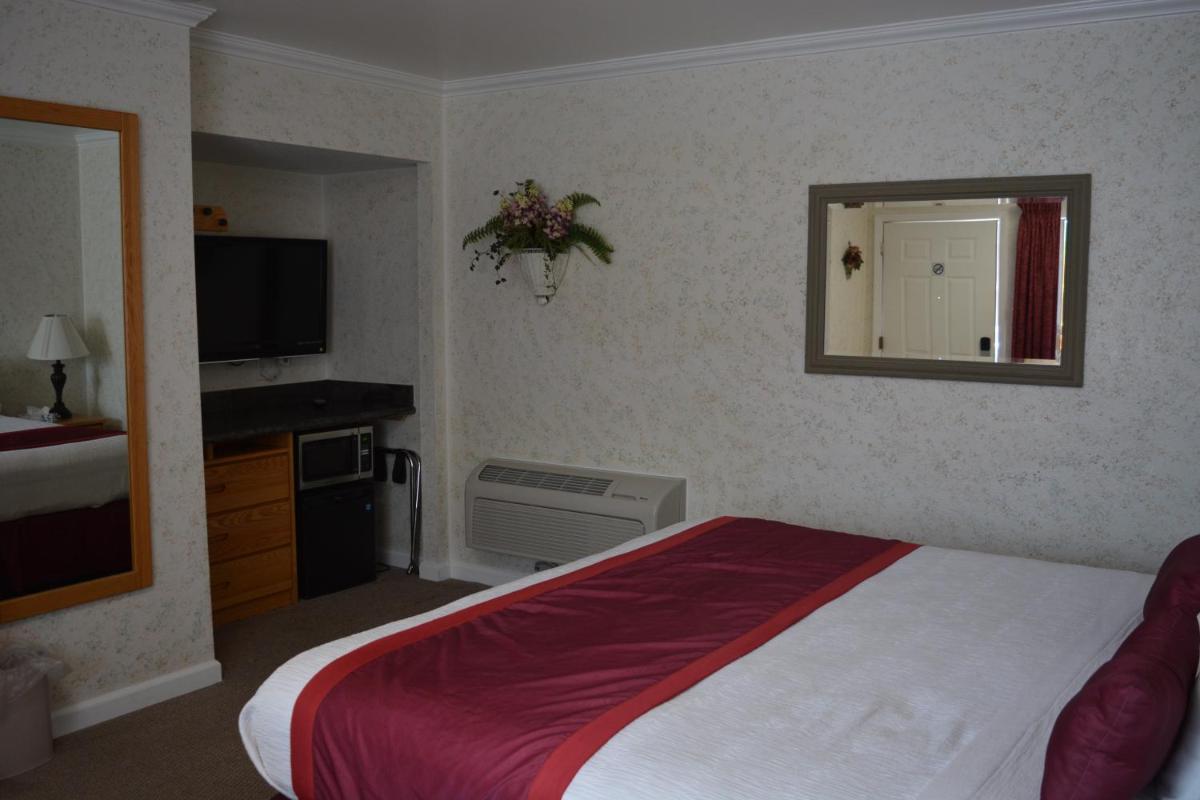 Travelers Inn - image 3