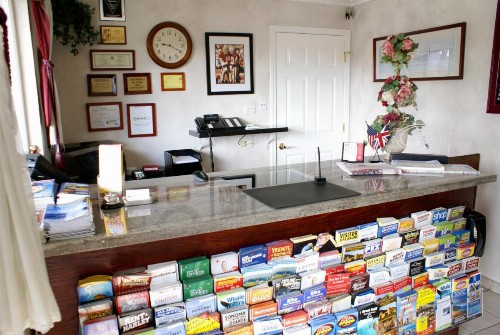 Travelers Inn - image 7