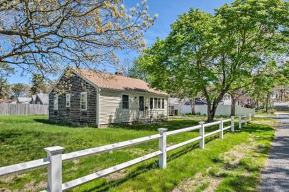 Cozy Yarmouth Home with Private Deck - Walk to Beach!