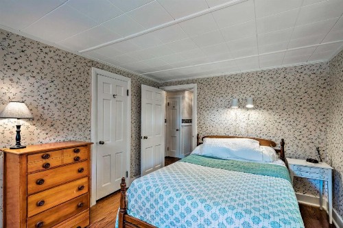 Cape Cod House with Grill and Yard - Drive to Beach! - image 2