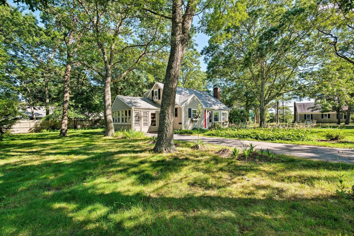Cape Cod House with Grill and Yard - Drive to Beach! - image 3