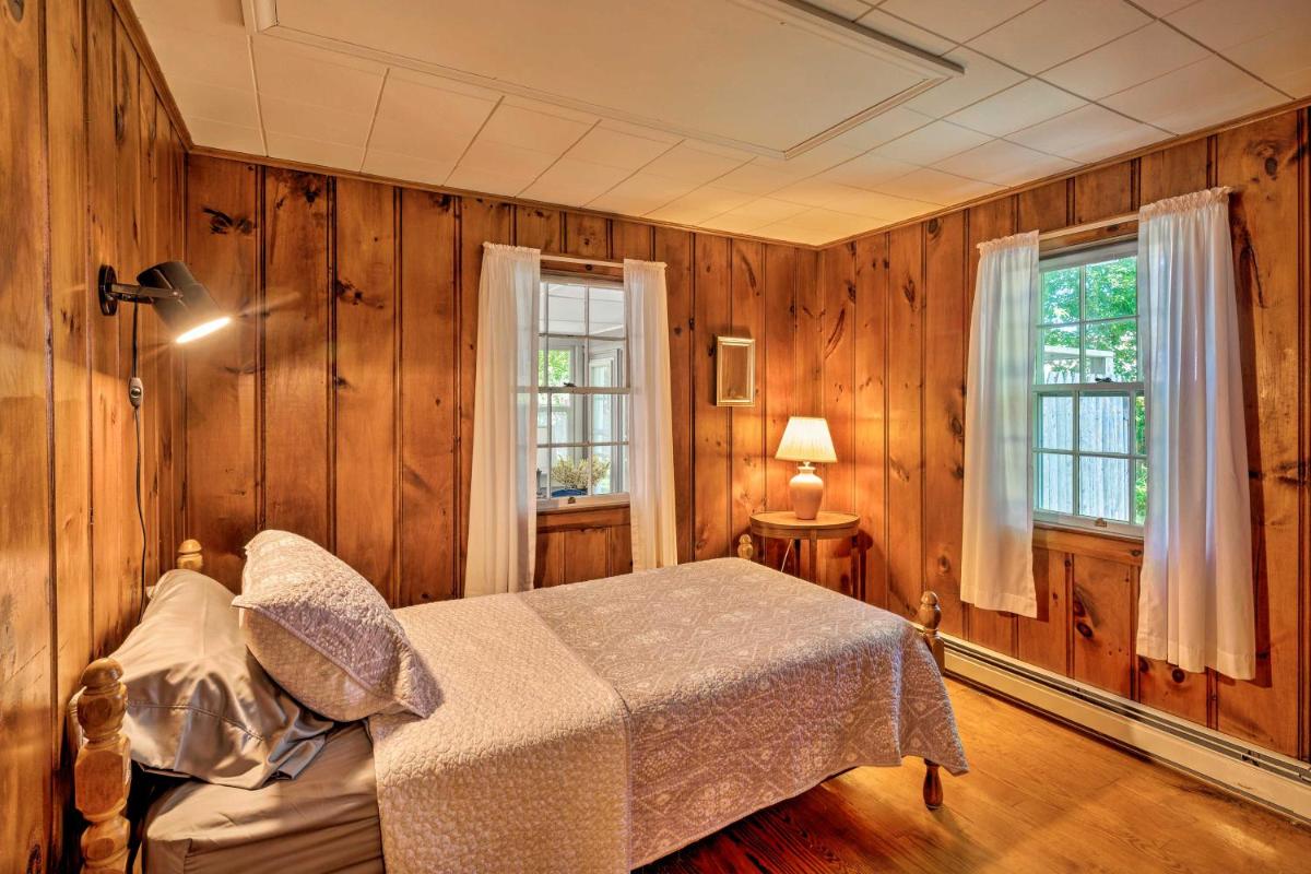 Cape Cod House with Grill and Yard - Drive to Beach! - image 4