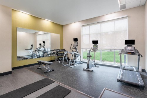 Holiday Inn & Suites Memphis Southeast-Germantown an IHG Hotel - image 17