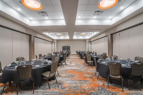 Holiday Inn & Suites Memphis Southeast-Germantown an IHG Hotel - image 6
