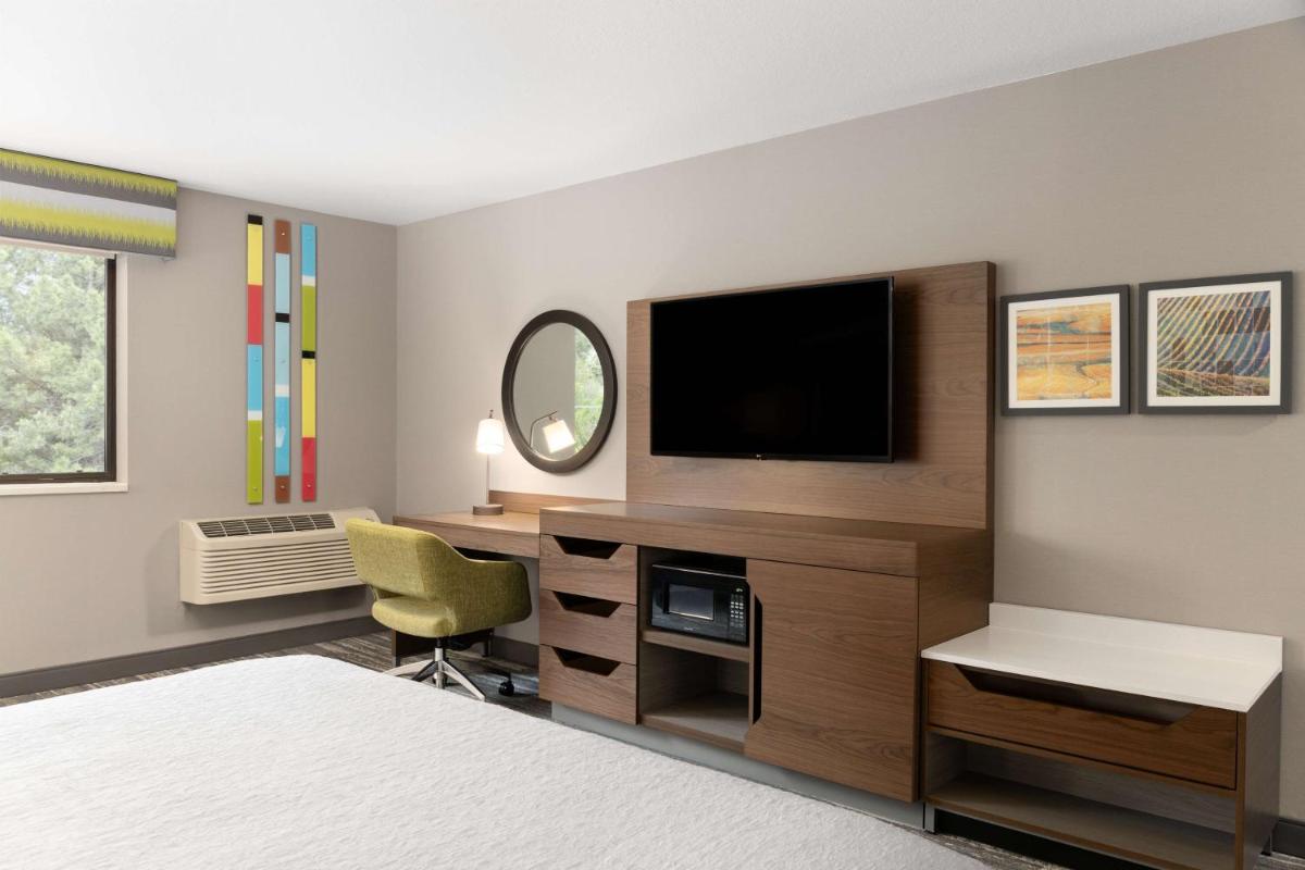 Hampton Inn Spokane Airport - image 6