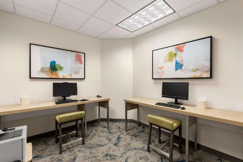 Hilton Garden Inn Spokane Airport - image 42