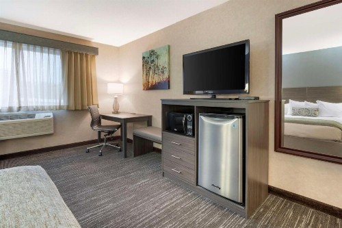 Best Western Plus City Center - image 10