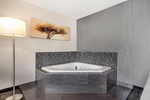 Best Western Plus City Center - image 24