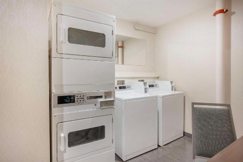 Best Western Plus City Center - image 33