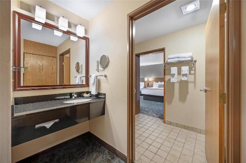 Best Western Plus City Center - image 34