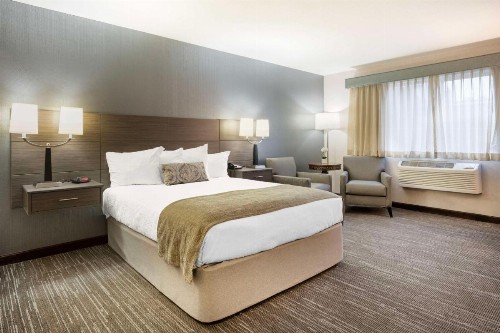 Best Western Plus City Center - image 36