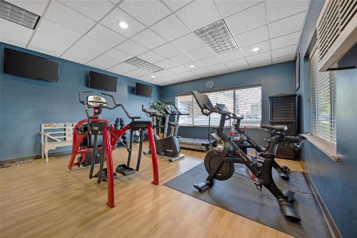 Best Western Plus City Center - image 46